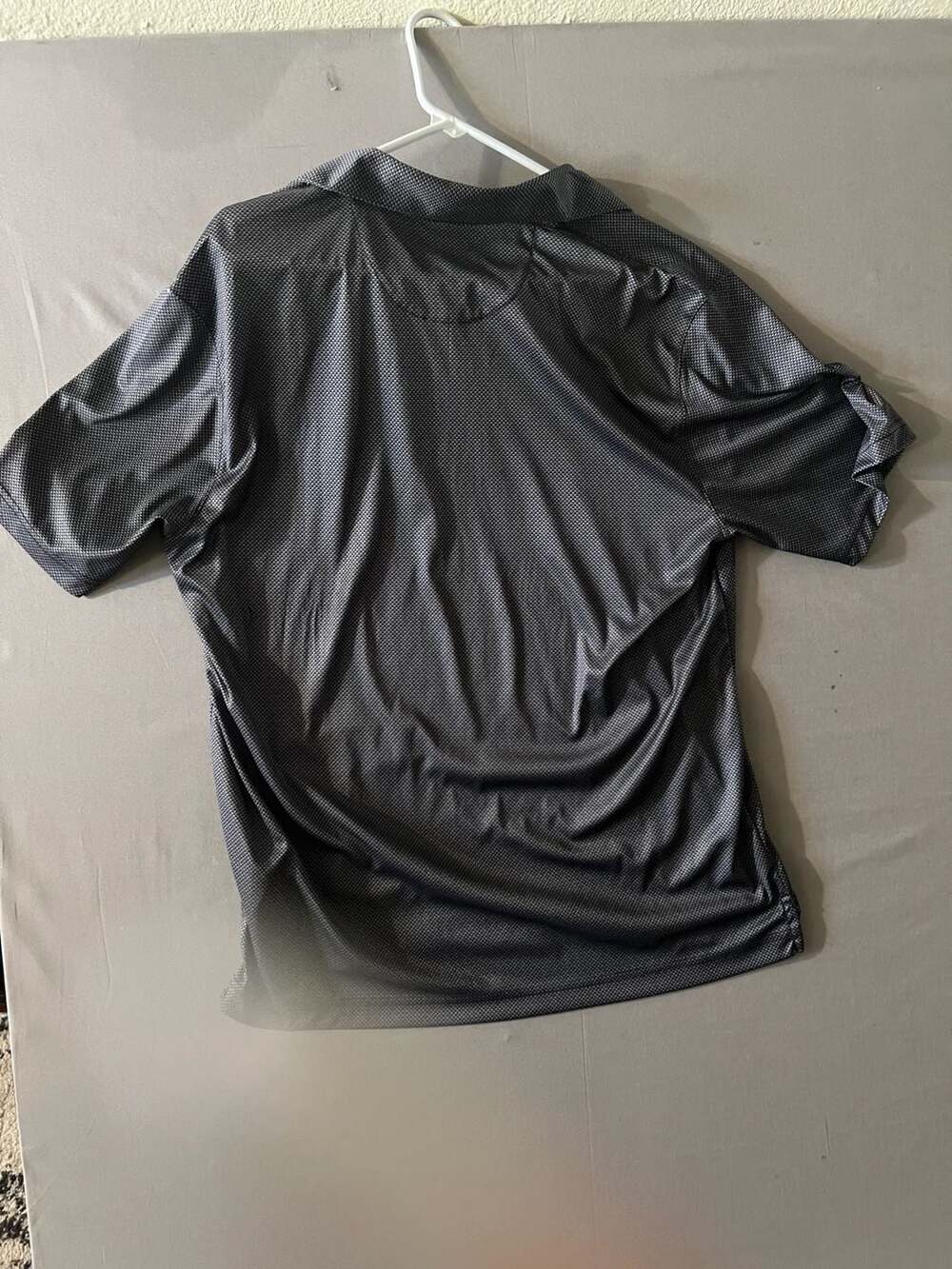 Greg Norman Men's Play Dry Short Sleeve Performance Golf Polo - Picture 5 of 5